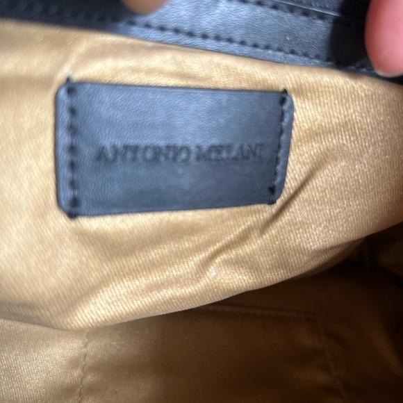 ANTONIO MELANI Cream Hobo with Elegant Metallic Accent - Picture 9 of 10